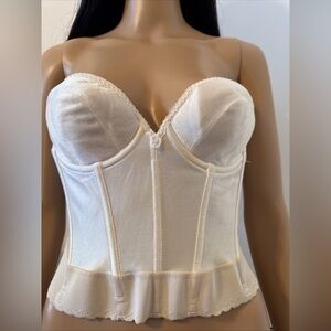 Cream Structured Boning Bra with Sweetheart Neckline